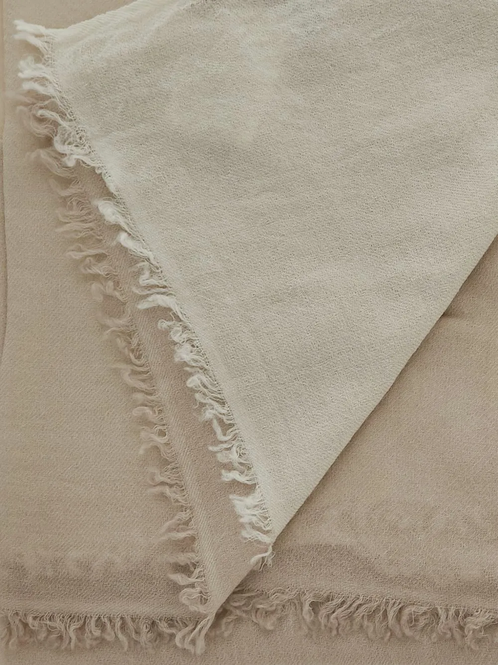 Gentry Portofino wool scarf - Beige