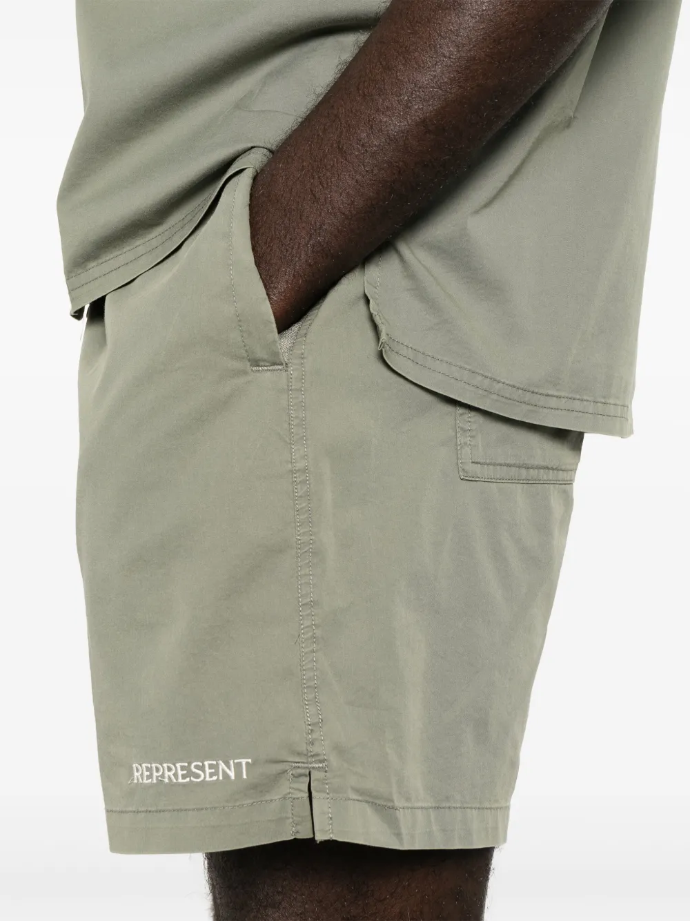 Represent Serif shorts Groen
