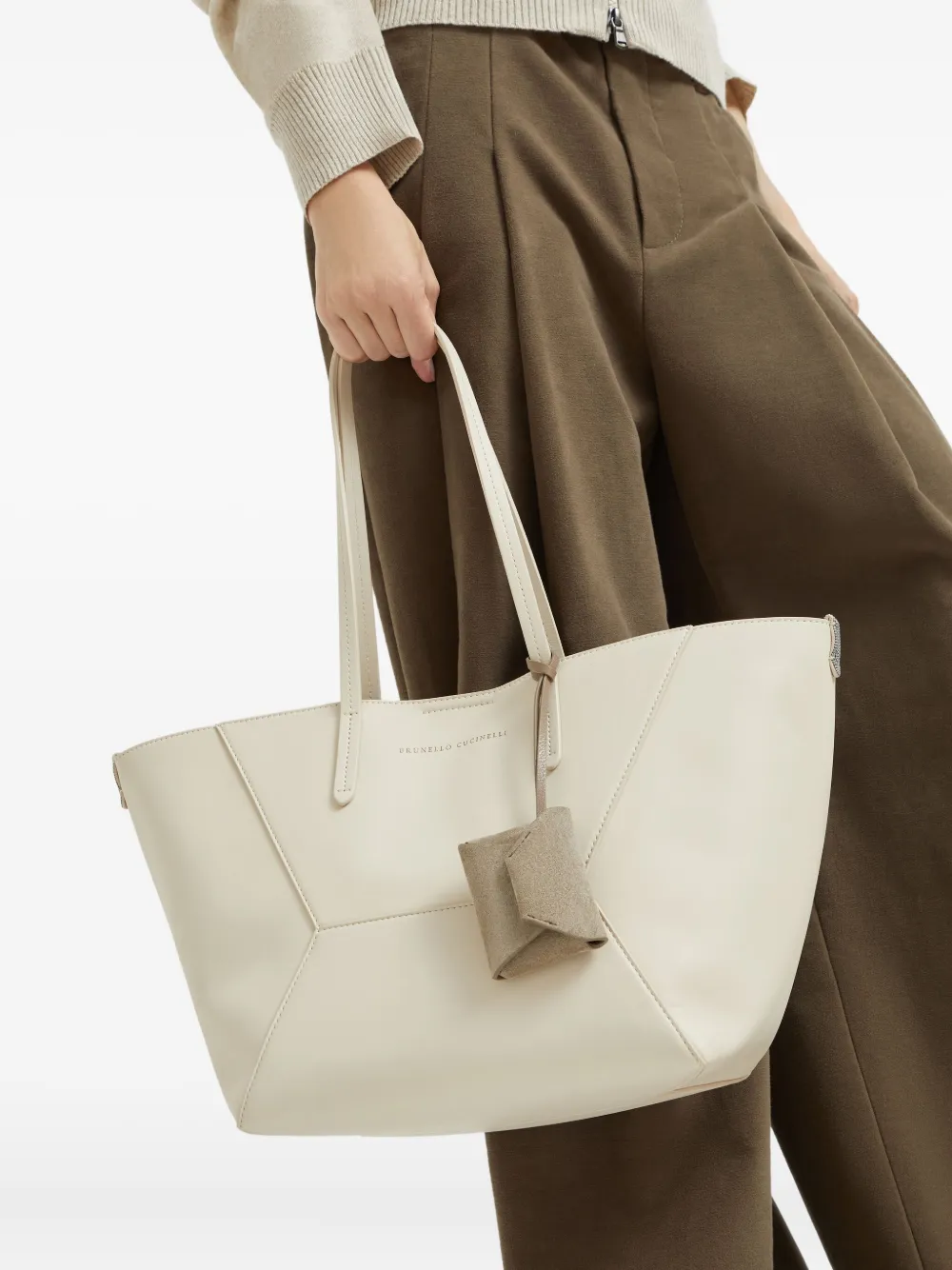 Brunello Cucinelli Suède tassenbedel Beige