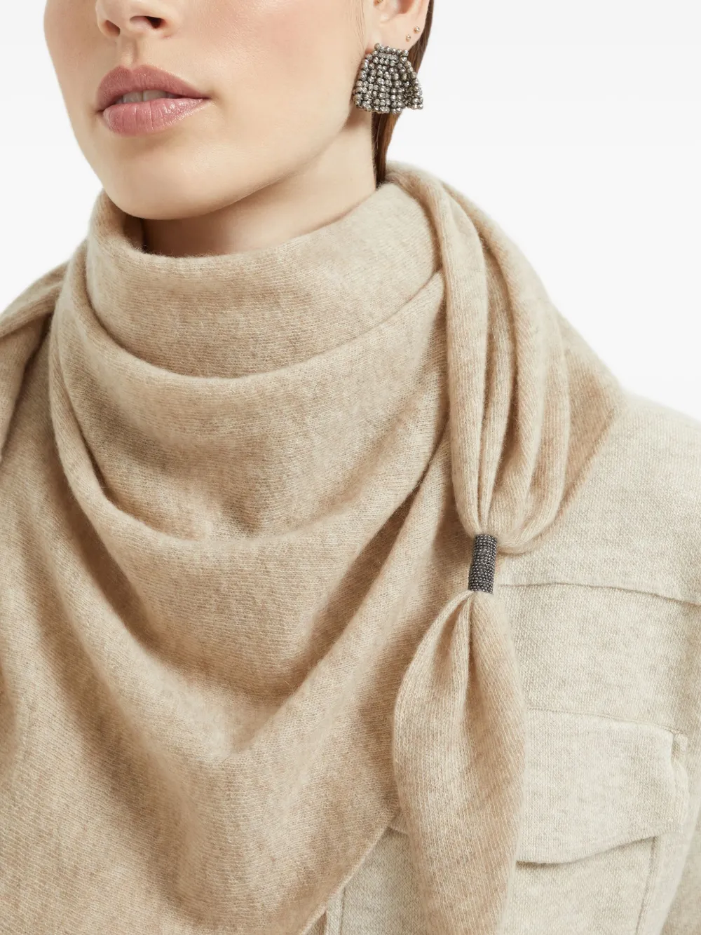 Brunello Cucinelli Sjaal met moniliketting Beige