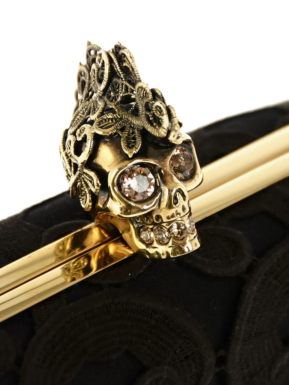 Alexander McQueen Clutch met doodskopsluiting en satijnen kant Zwart