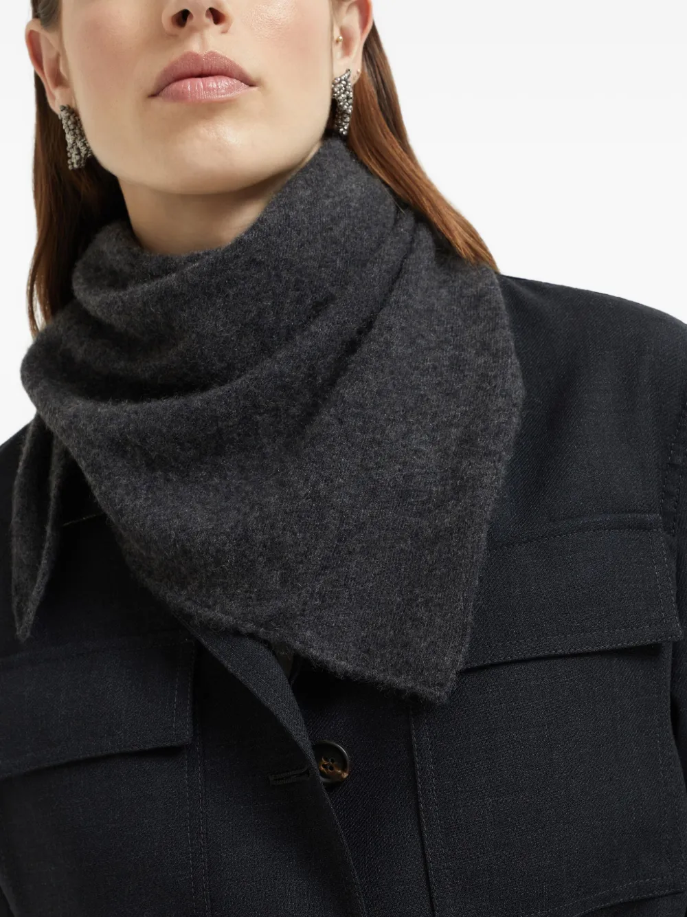 Brunello Cucinelli Sjaal met moniliketting Grijs
