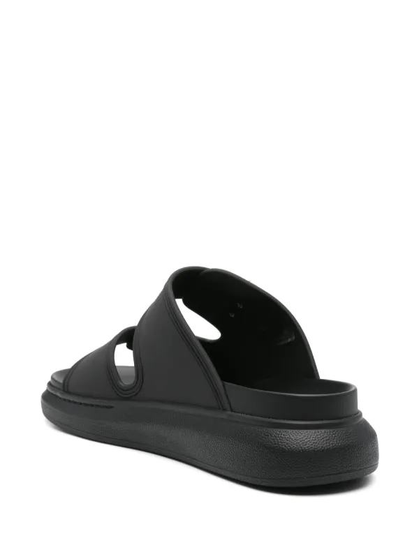 Alexander McQueen ロゴサンダル Alexander McQueen ロゴ サンダル | ブラック | FARFETCH JP