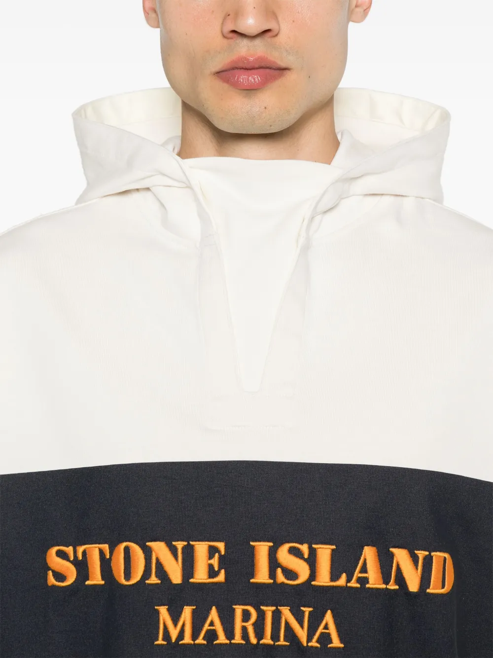 Stone Island Hoodie met geborduurd logo Beige