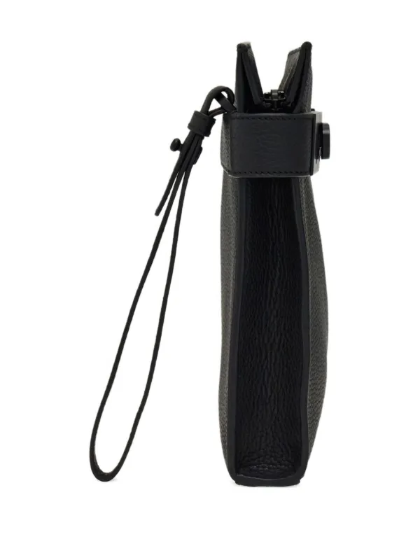 Z）Ferragamo(フェラガモ) ガンチーニ バックル Salvatore Ferragamo】フェラガモ『ガンチーニ ショルダーバッグ