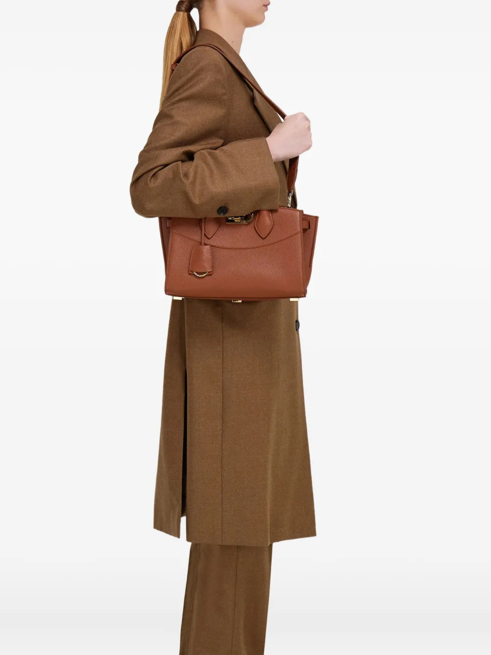 Ferragamo Soft Studio medium tas Bruin