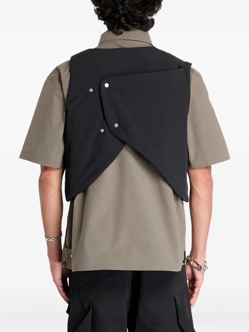 Heliot Emil Defensio Vest In Black