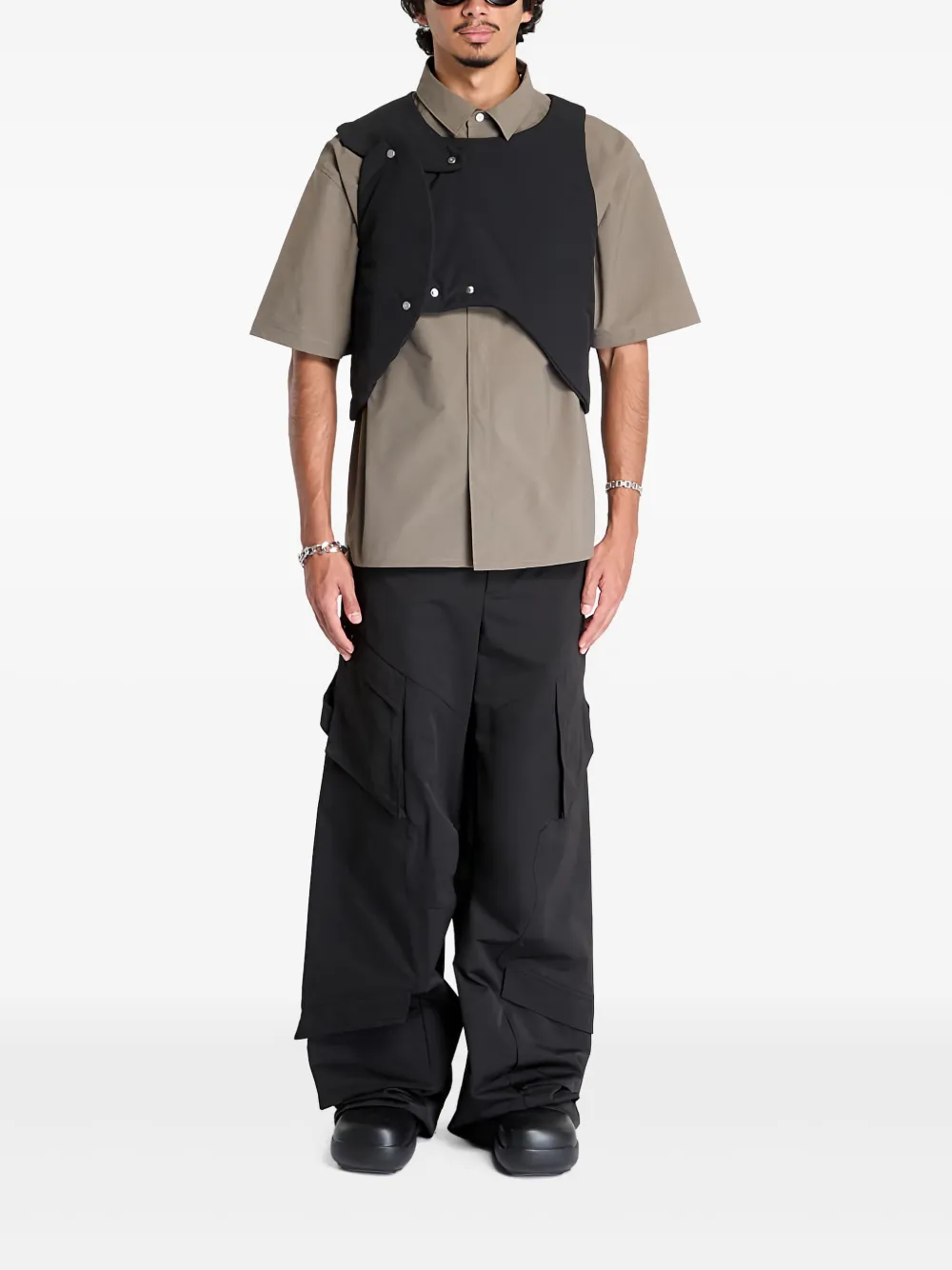 HELIOT EMIL Defensio vest | Waistcoats & Gilets | Image 2