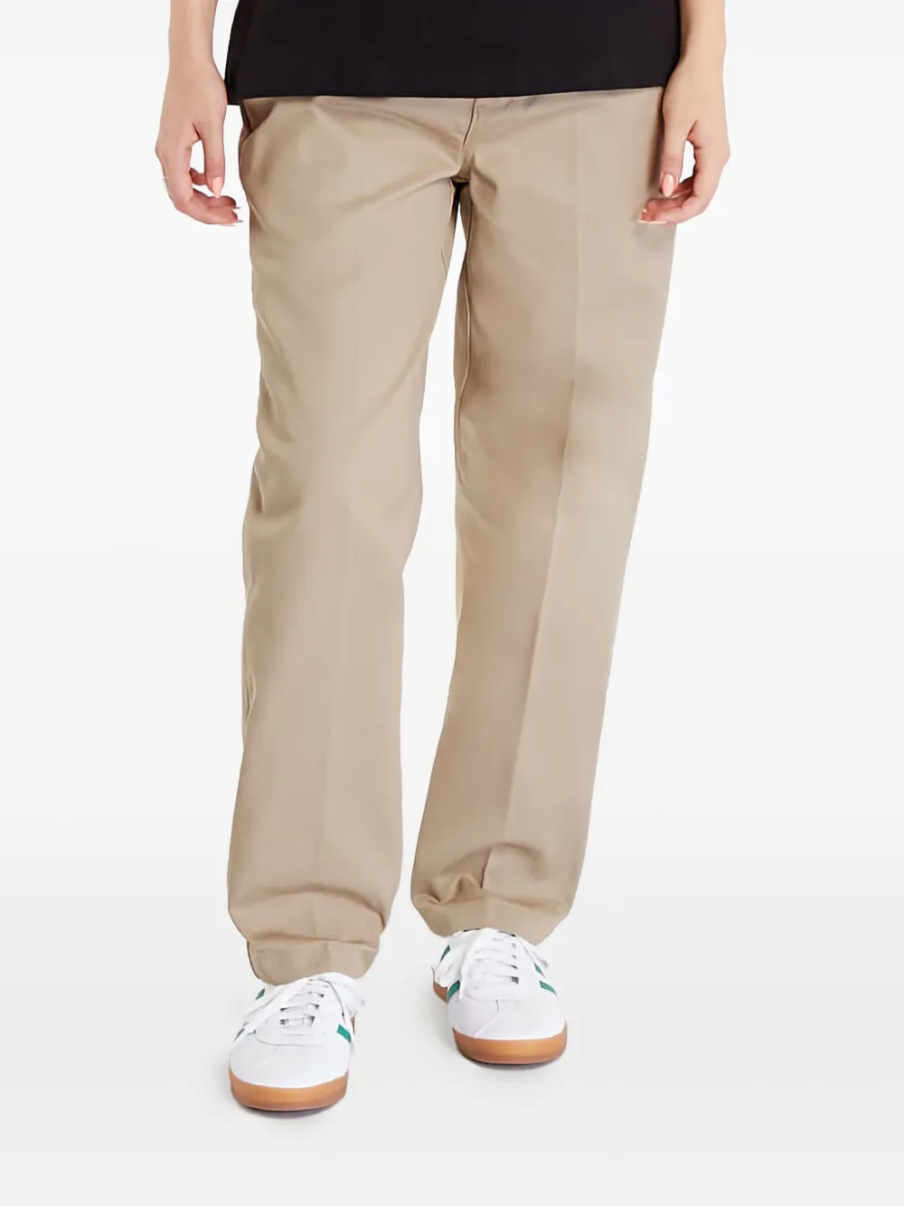pleated trousers