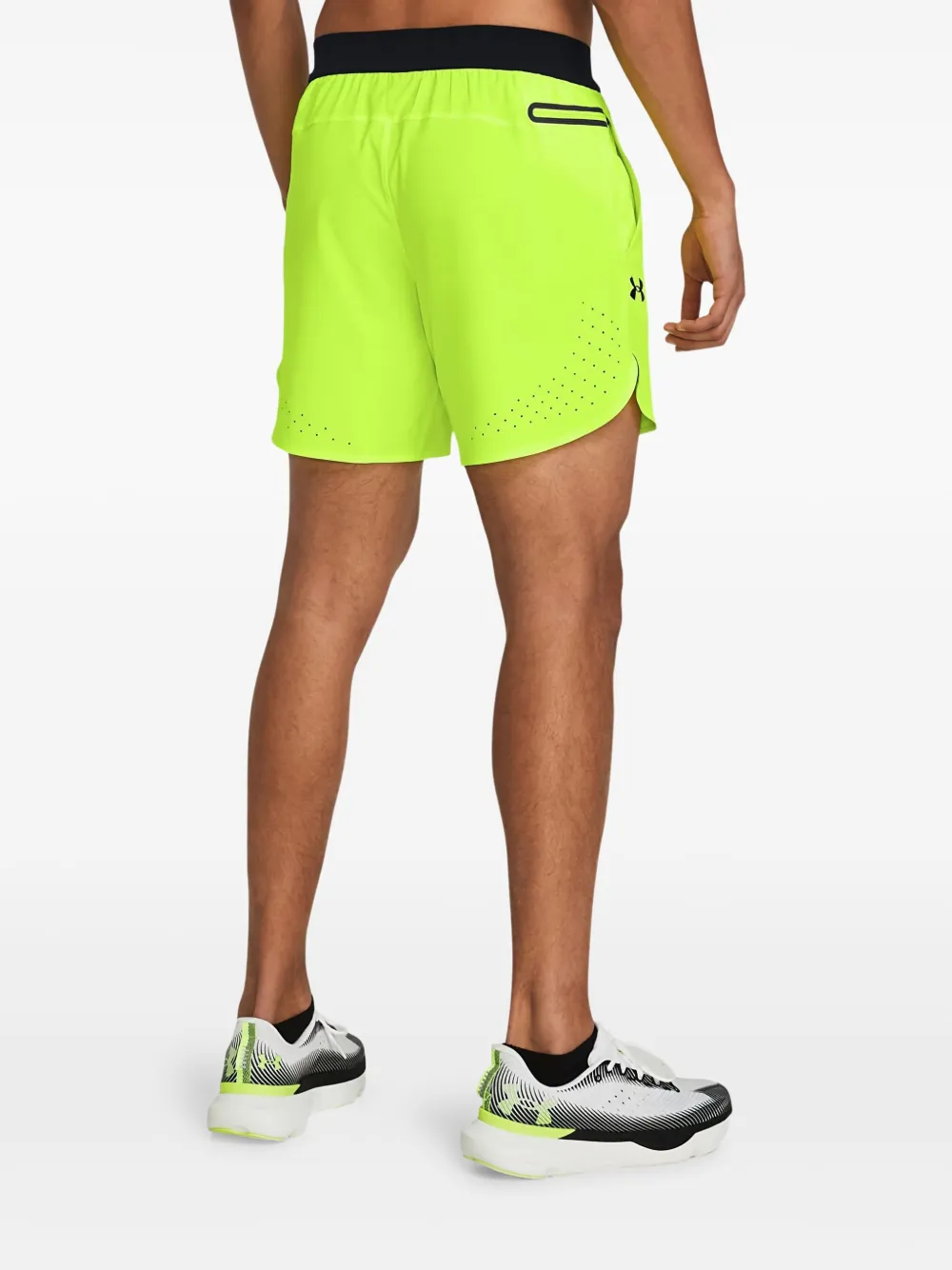 Under Armour Peak Woven shorts | Bermuda Shorts | Image 2