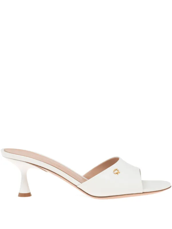 【関税込み】Gianvito Rossi ホワイト Ascent 55 ミュール Gianvito Rossi Ascent 55mm ミュール | ホワイト | FARFETCH JP