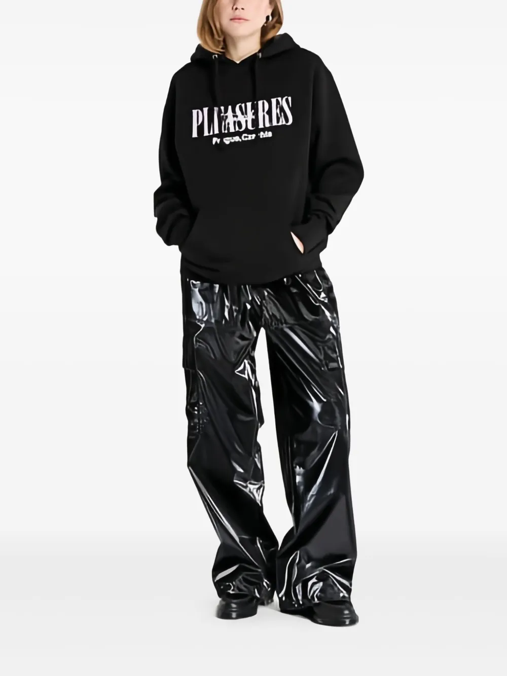 Pleasures x FTSHP hoodie Zwart