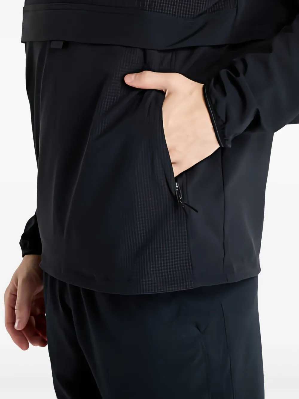 Under Armour Run Anywhere hoodie Zwart