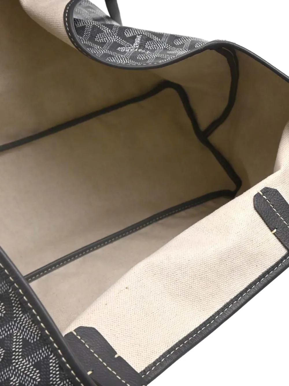 希少品◆入手困難♪【GOYARD】ポシェット コンティ ポーチ gray zip-fastening travel bag Green