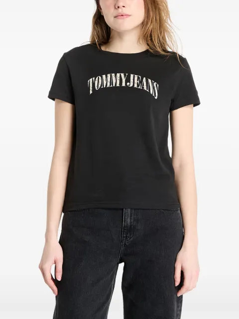 Tommy Jeans تيشيرت بطبعة شعار الماركة