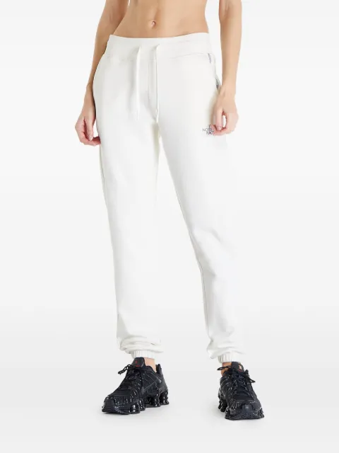 The North Face pants con logo bordado