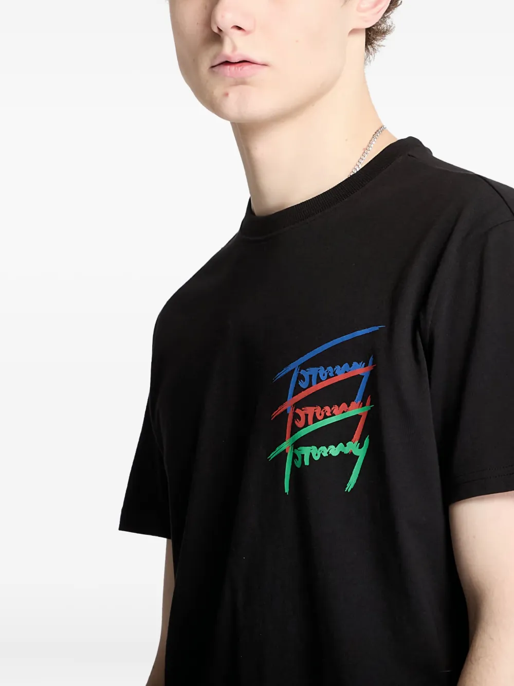 Tommy Jeans Logo-print T-shirt In Black