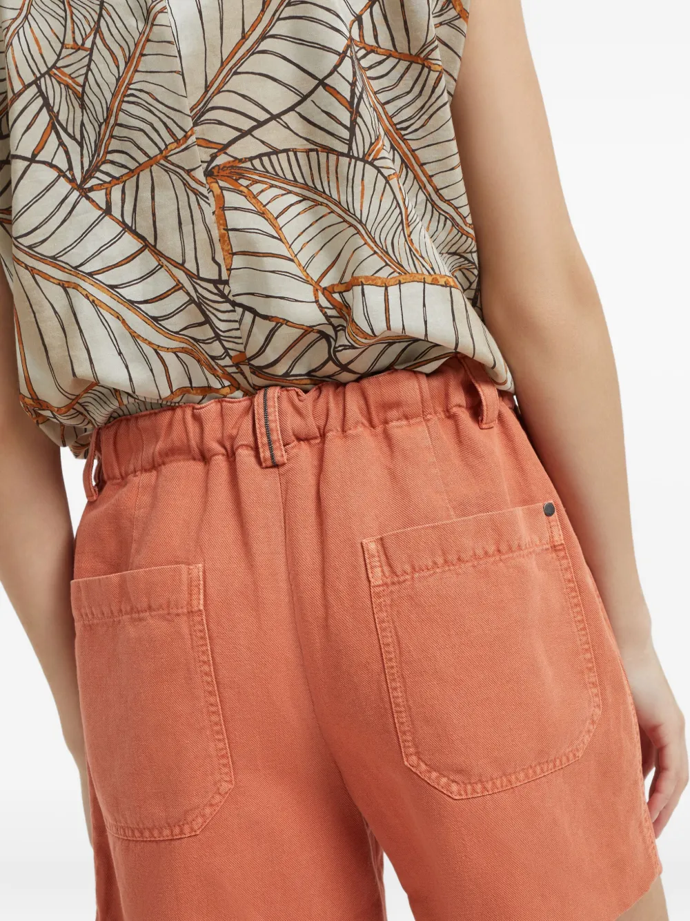 Brunello Cucinelli Geplooide shorts Oranje