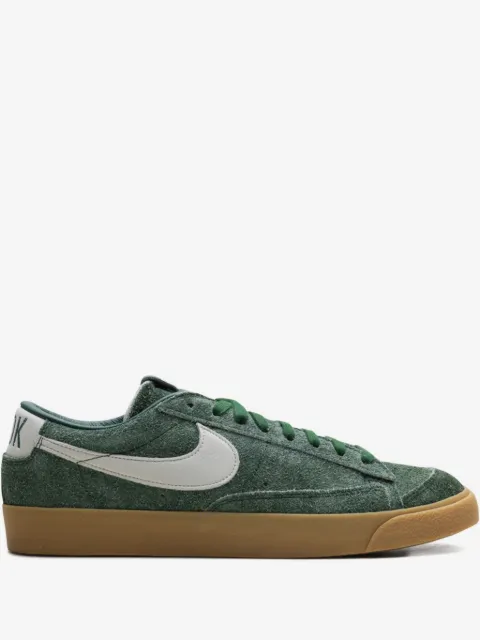 Nike Sneakers Blazer Low Devin Booker Team "Dark Green"