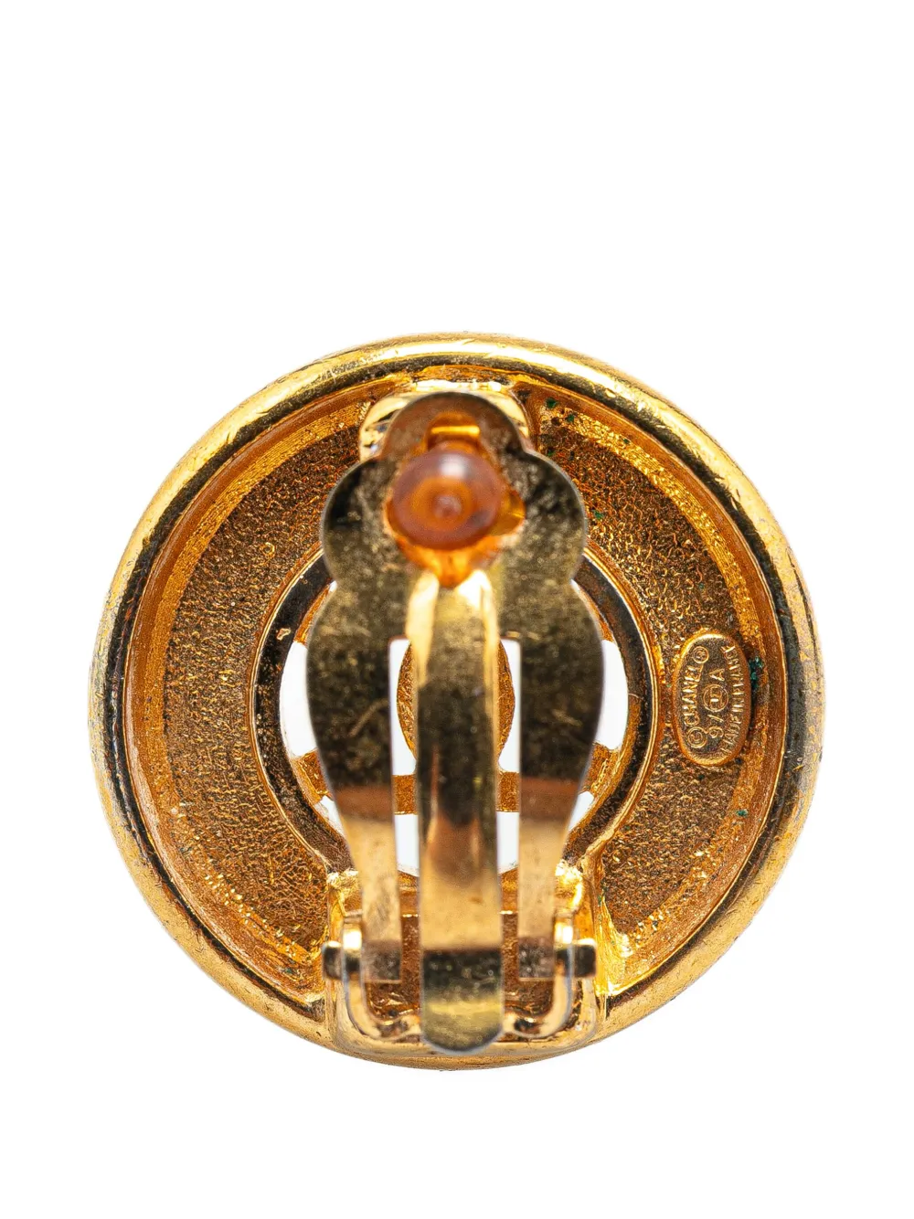 Pre-owned Chanel 1997 Gold Plated Cc Round Clip On Earrings Costume Earrings