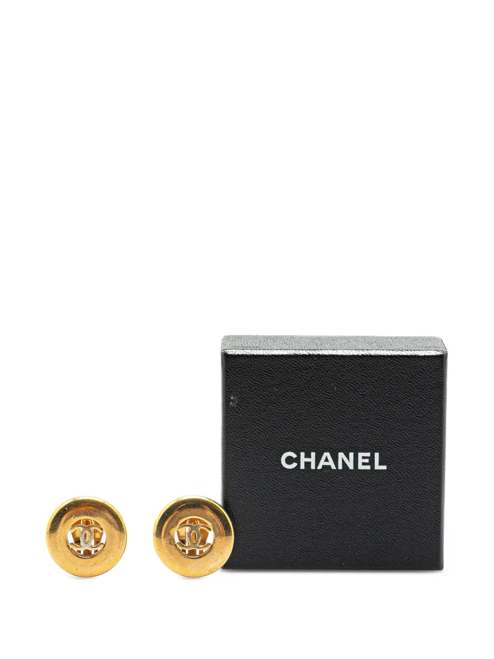 Pre-owned Chanel 1997 Gold Plated Cc Round Clip On Earrings Costume Earrings