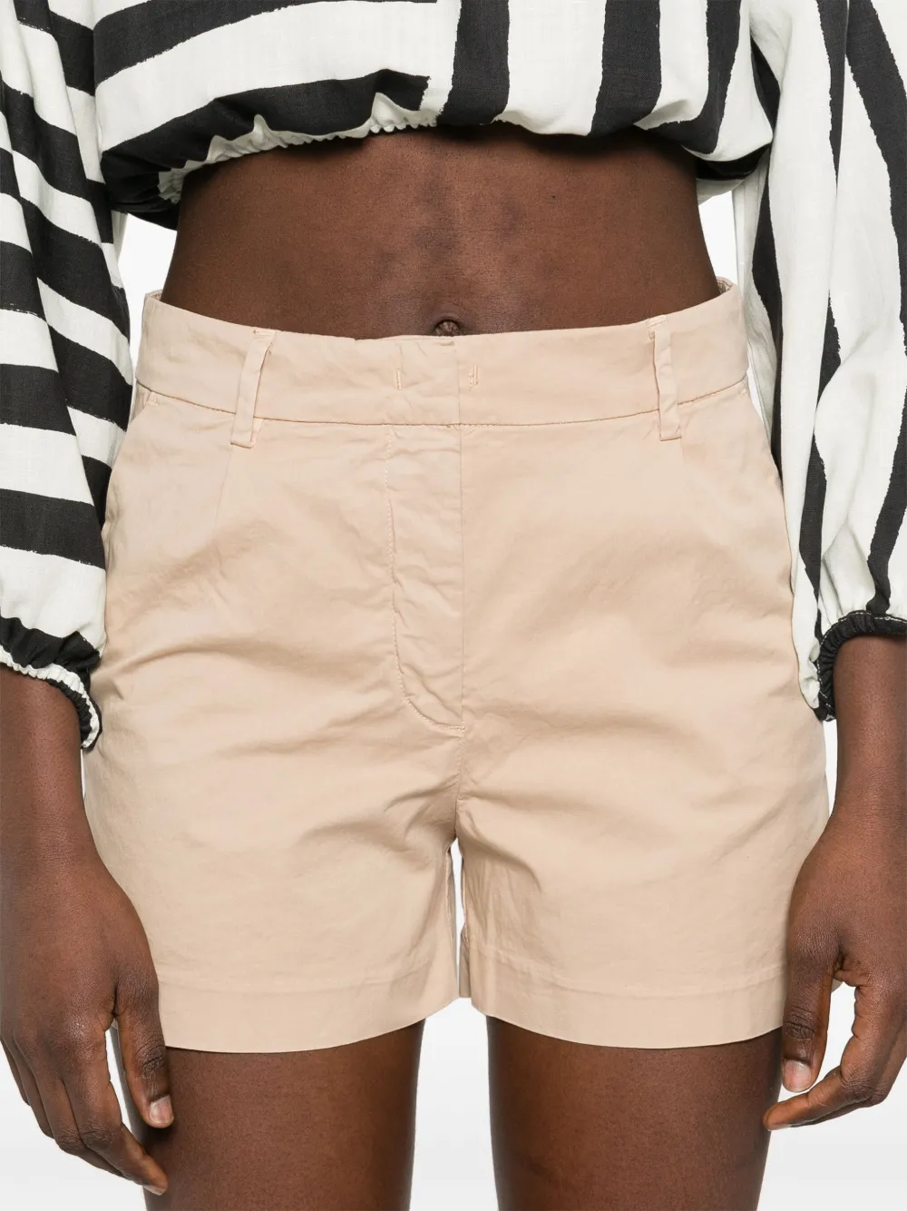 White Sand Diane shorts Beige