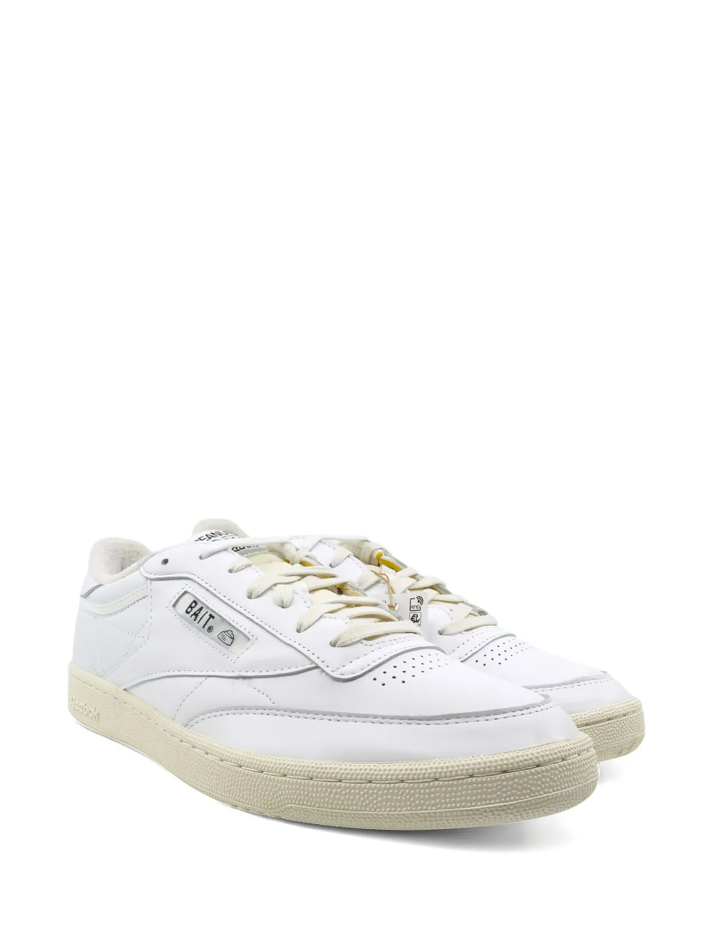 Reebok x Peanuts Club C 85 "White" trainers | Low-Tops | Image 2