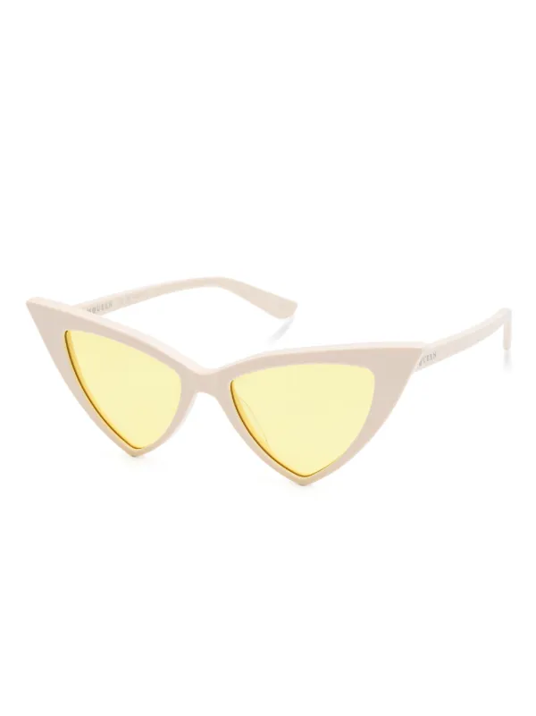 Alexander McQueen キャットアイ サングラス Alexander McQueen キャットアイ サングラス | ホワイト