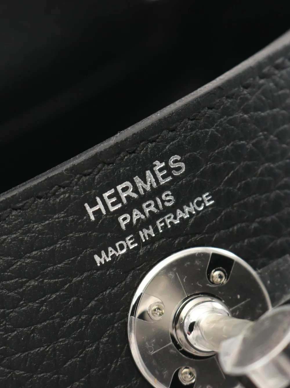 Pre-owned Hermes 2024 Mini Lindy Shoulder Bag In Black