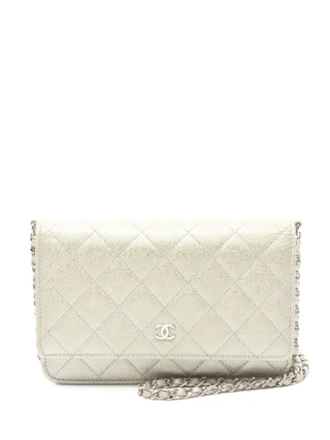 CHANEL Pre-Owned 2021 diamond-quilted wallet