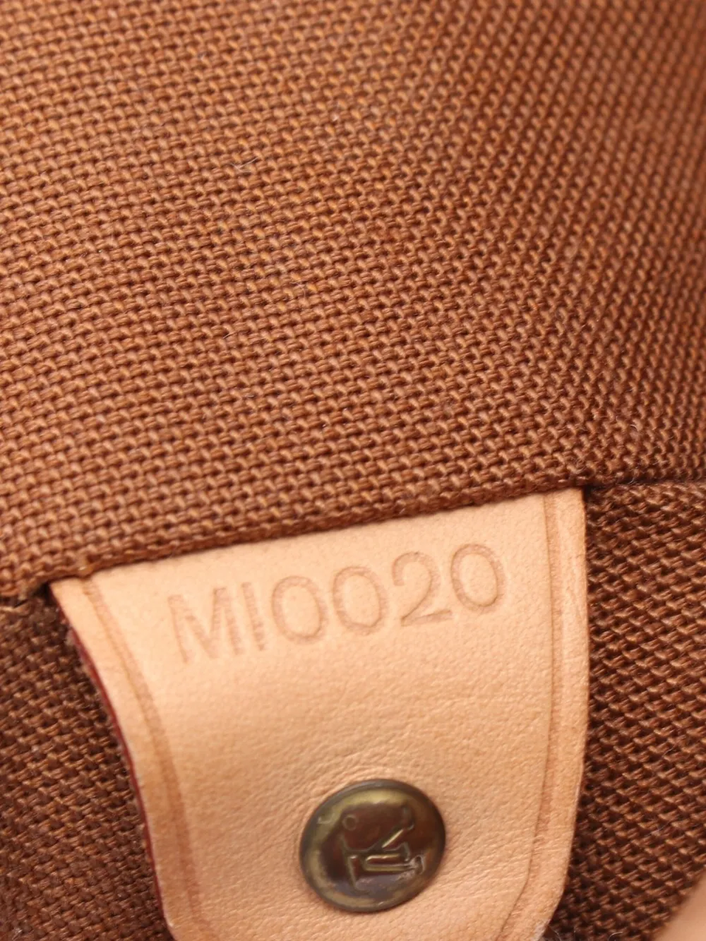Pre-owned Louis Vuitton 2000 Montsouris Gm Backpack In Brown