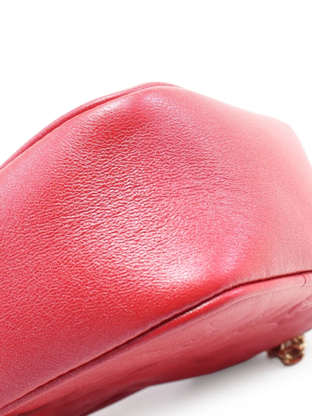 Pre-owned Louis Vuitton 2021 Heart On Chain Shoulder Bag In Red