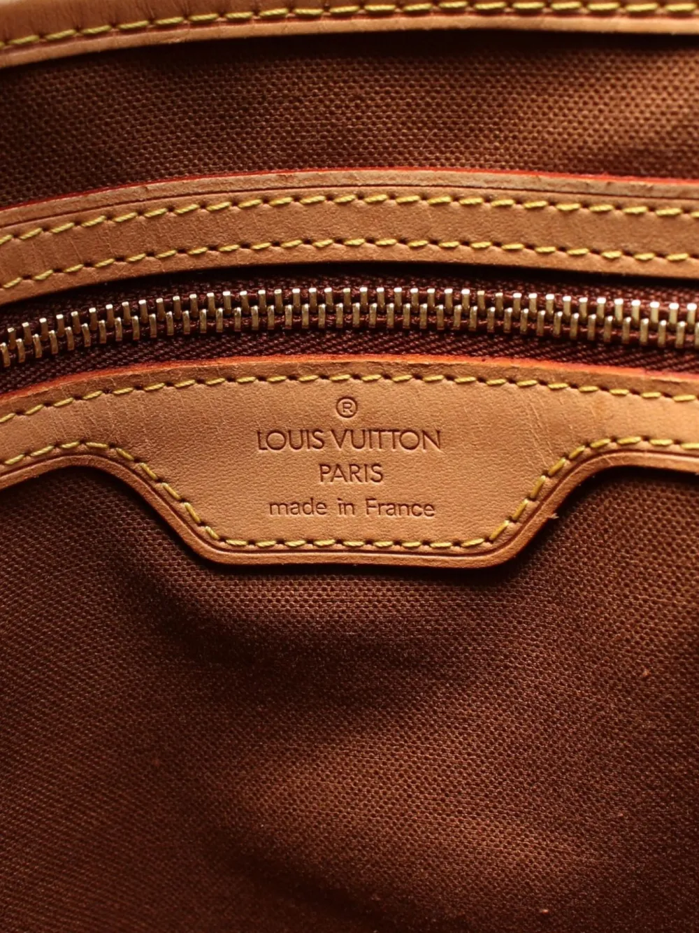 Pre-owned Louis Vuitton 2004 Vavin Gm Handbag In Brown