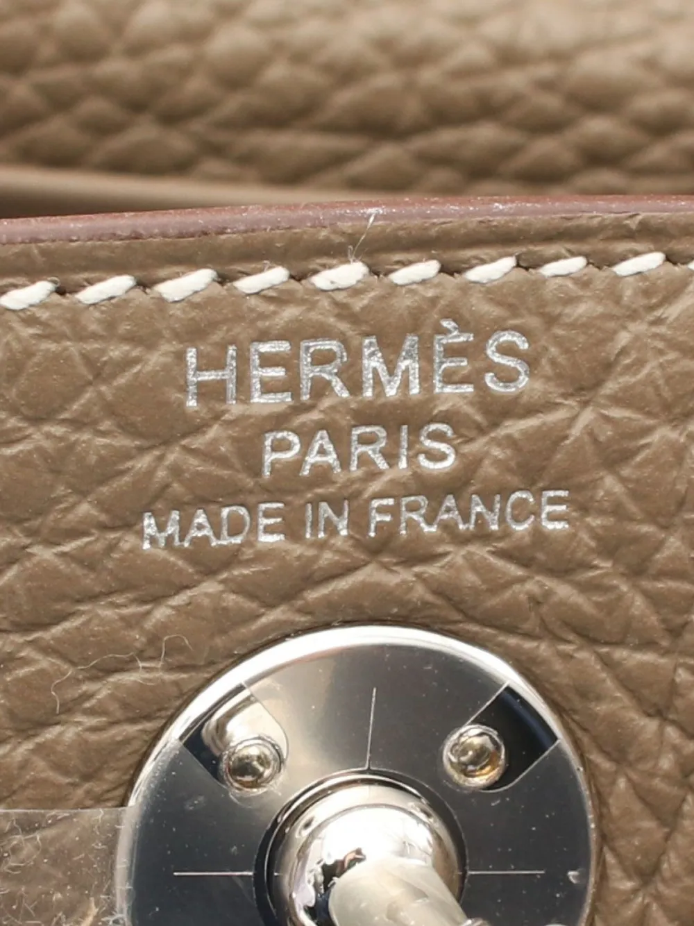 Pre-owned Hermes 2024 Mini Lindy Handbag In Grey