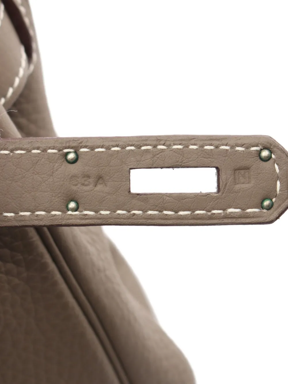 Pre-owned Hermes 2010 Kelly 32 Handbag In Neutrals