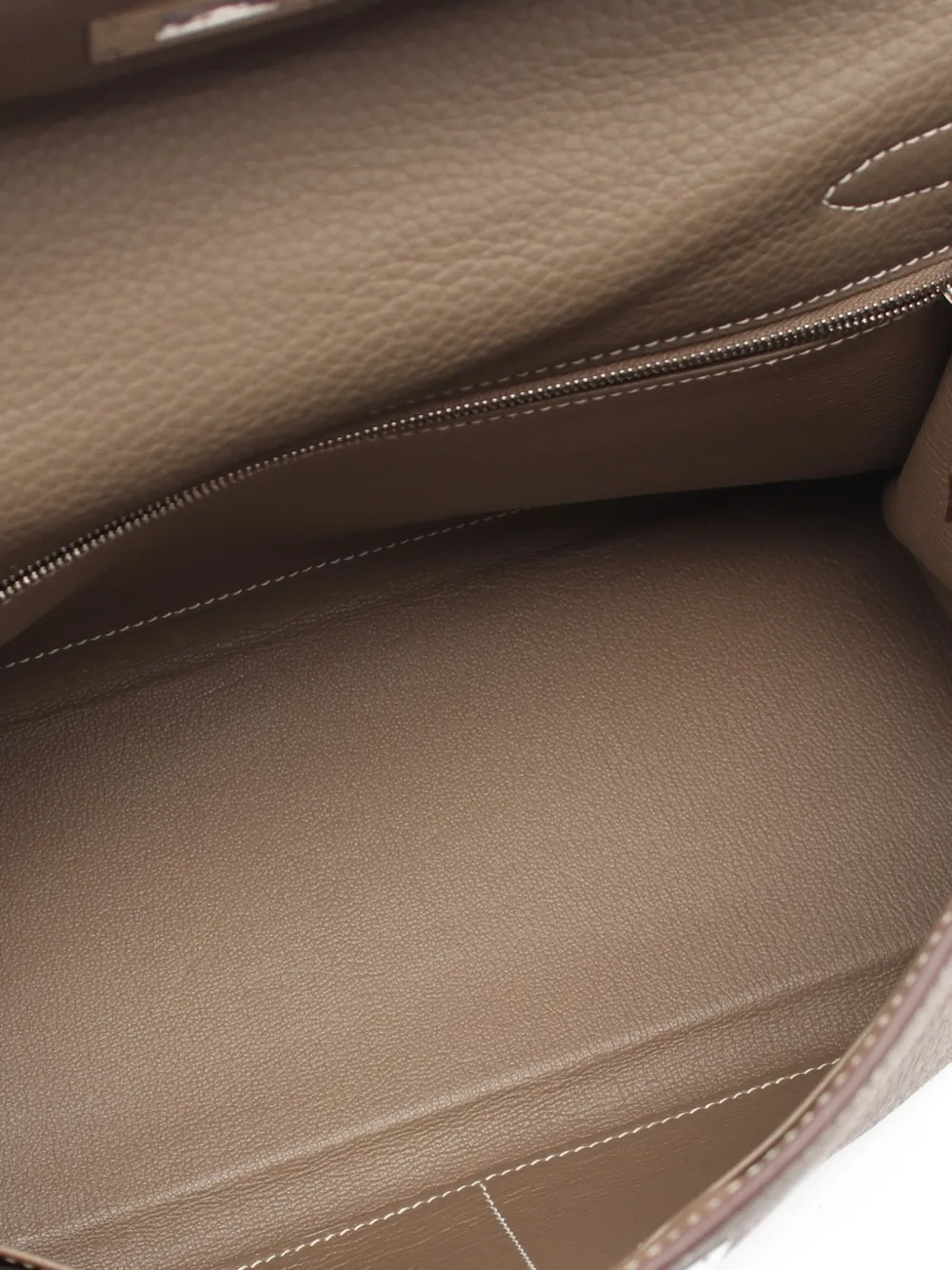 Pre-owned Hermes 2010 Kelly 32 Handbag In Neutrals