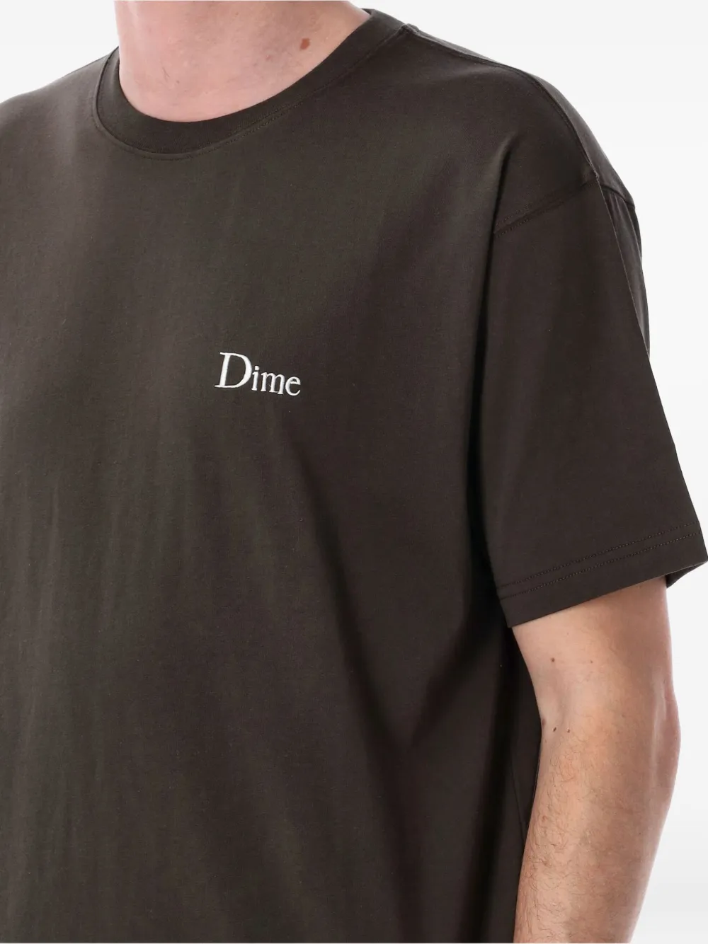 logo-embroidered T-shirt