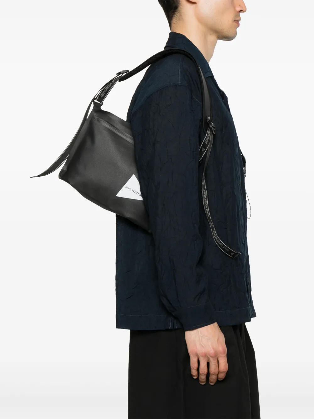 and Wander waterproof messenger bag | Image 2