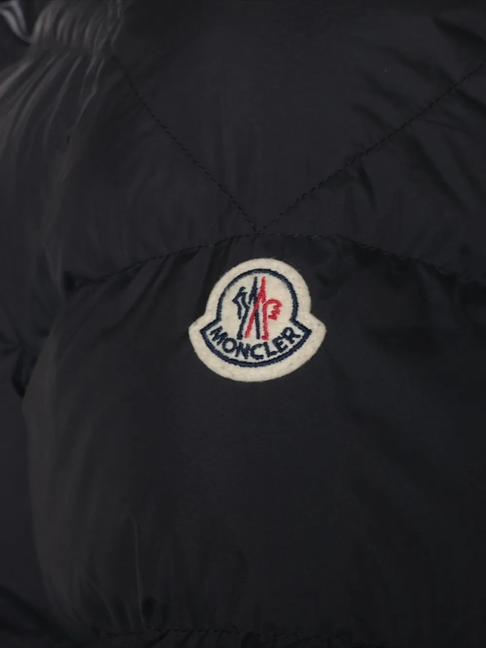 Moncler hooded puffer jacket Zwart