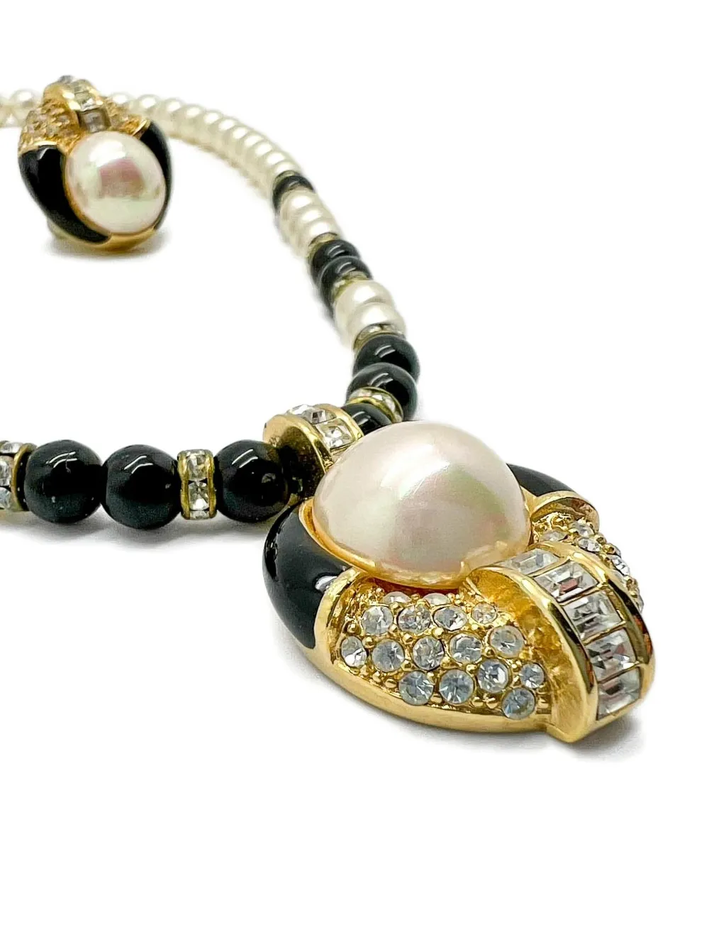 Christian Dior Pre-Owned 1980s Monochrome necklace & earrings set | Image 2