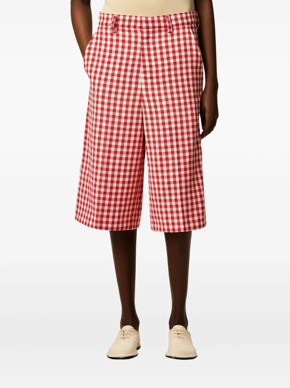 AMI Paris Bermuda shorts met gingham-ruit Rood