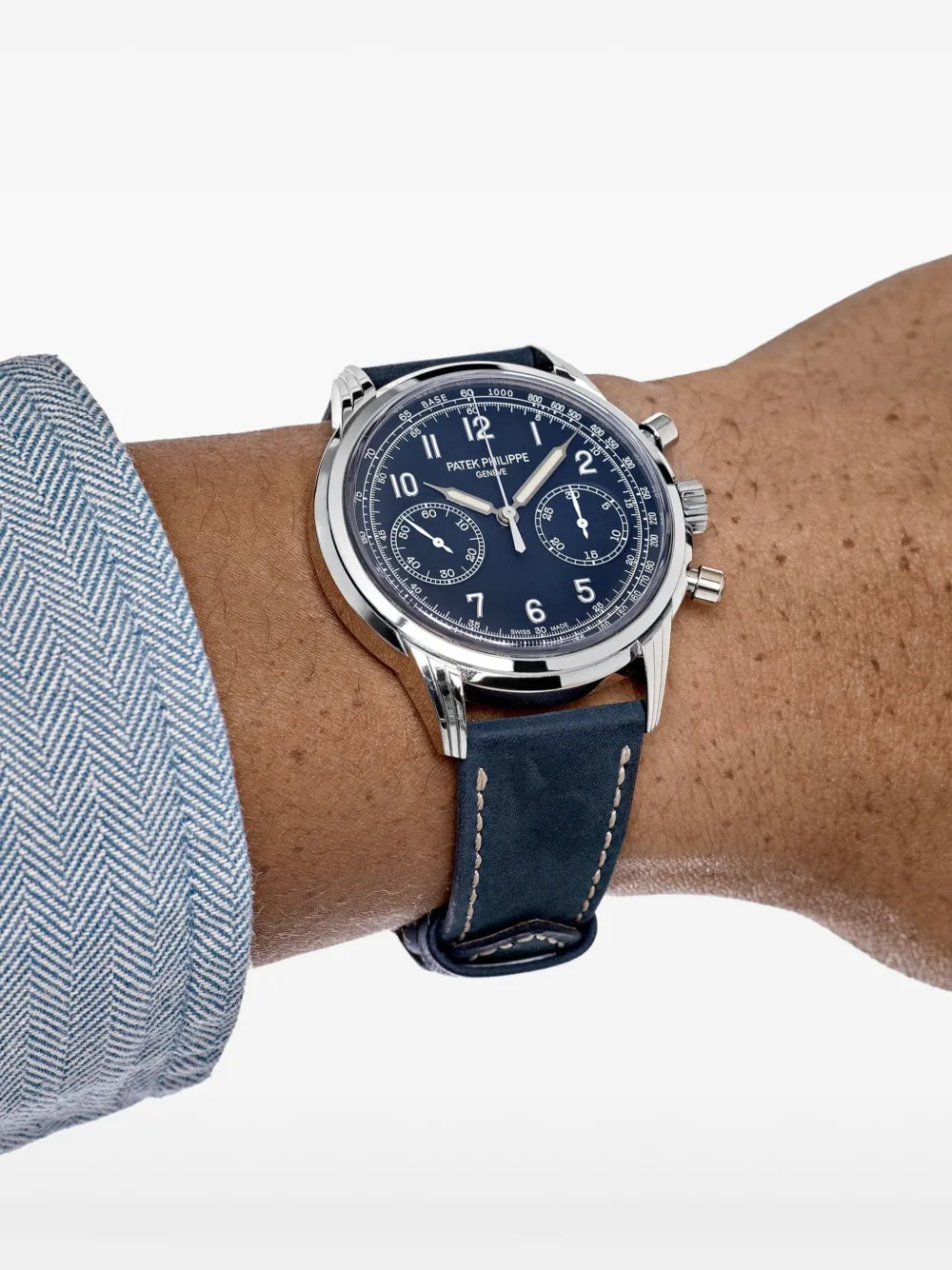 Patek Philippe Pre-Owned 2020 pre-owned Complications 41mm | Pre-Owned Sports Watches | Image 2