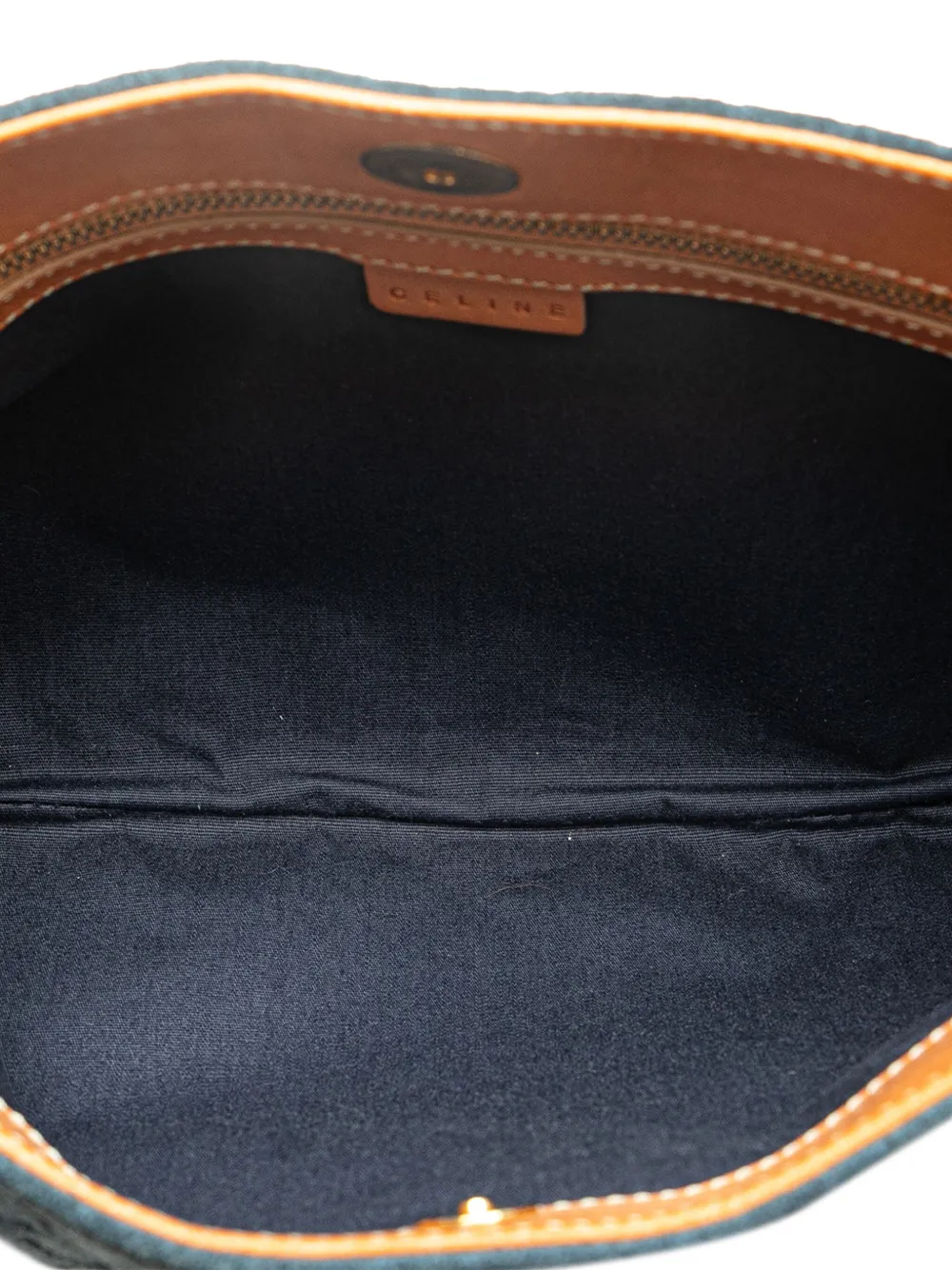 Céline Pre-Owned Borsa a spalla C Macadam in pelle scamosciata 2012 | Image 5