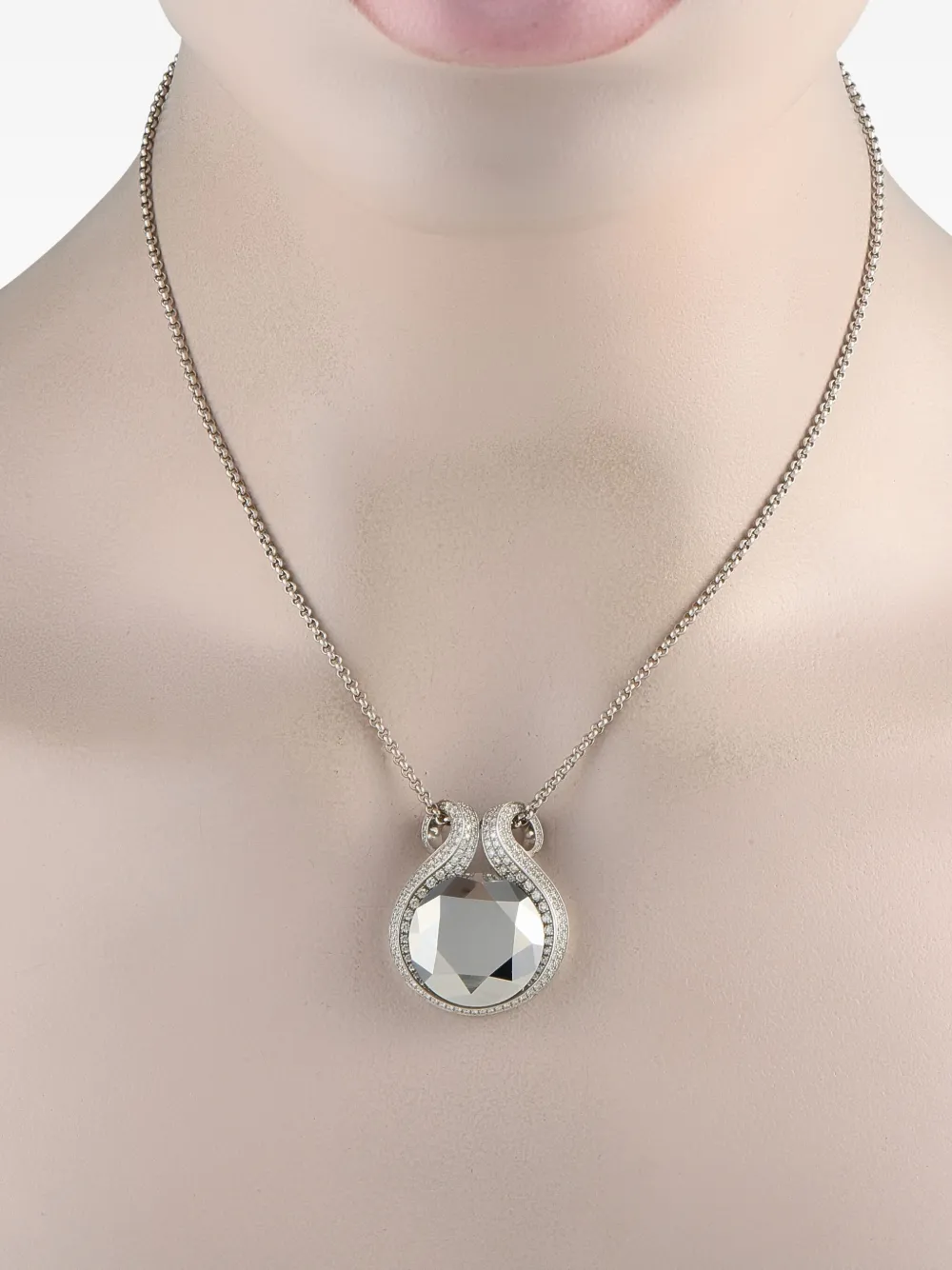 Chopard Pre-Owned 18K white gold diamond and hematite pendant necklace | Image 2