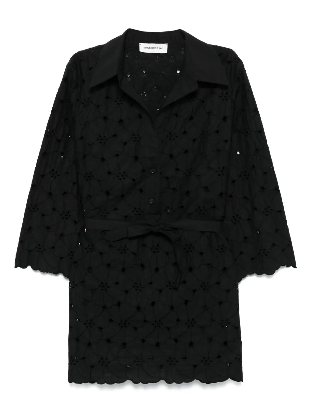 broderie-anglaise blouse