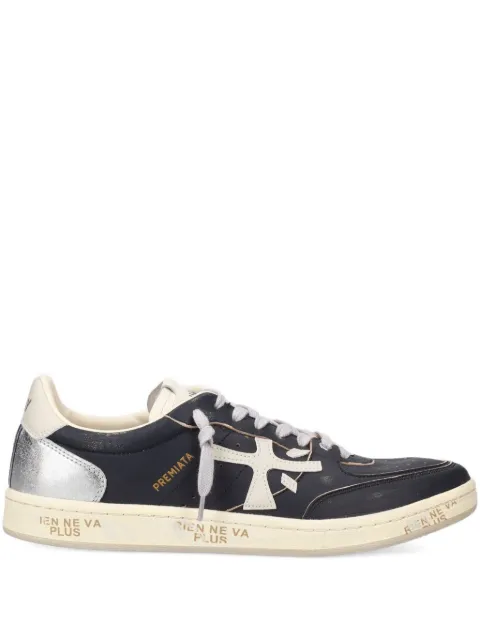 Premiata سنيكر 'Bsktكلاي'