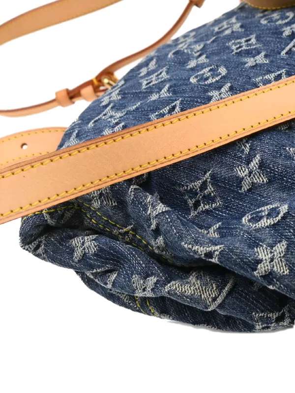 Louis Vuitton Pre-Owned 2006 Monogram Denim Backpack | Blue