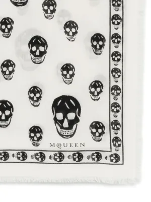 Alexander McQueen ロゴ インターシャ フリンジ　マフラー Alexander McQueen ロゴ インターシャ フリンジ マフラー
