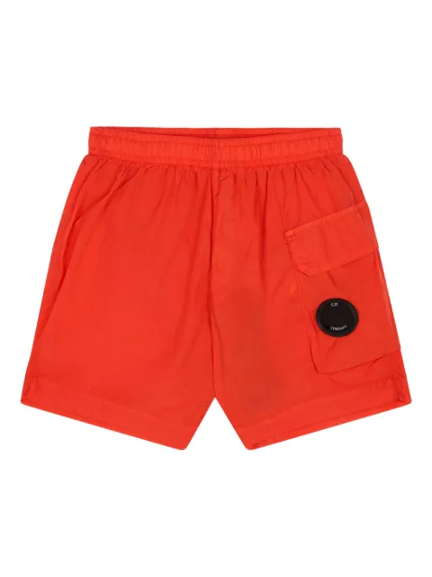 C.P. Company Kids Bermuda de praia com detalhe Lens