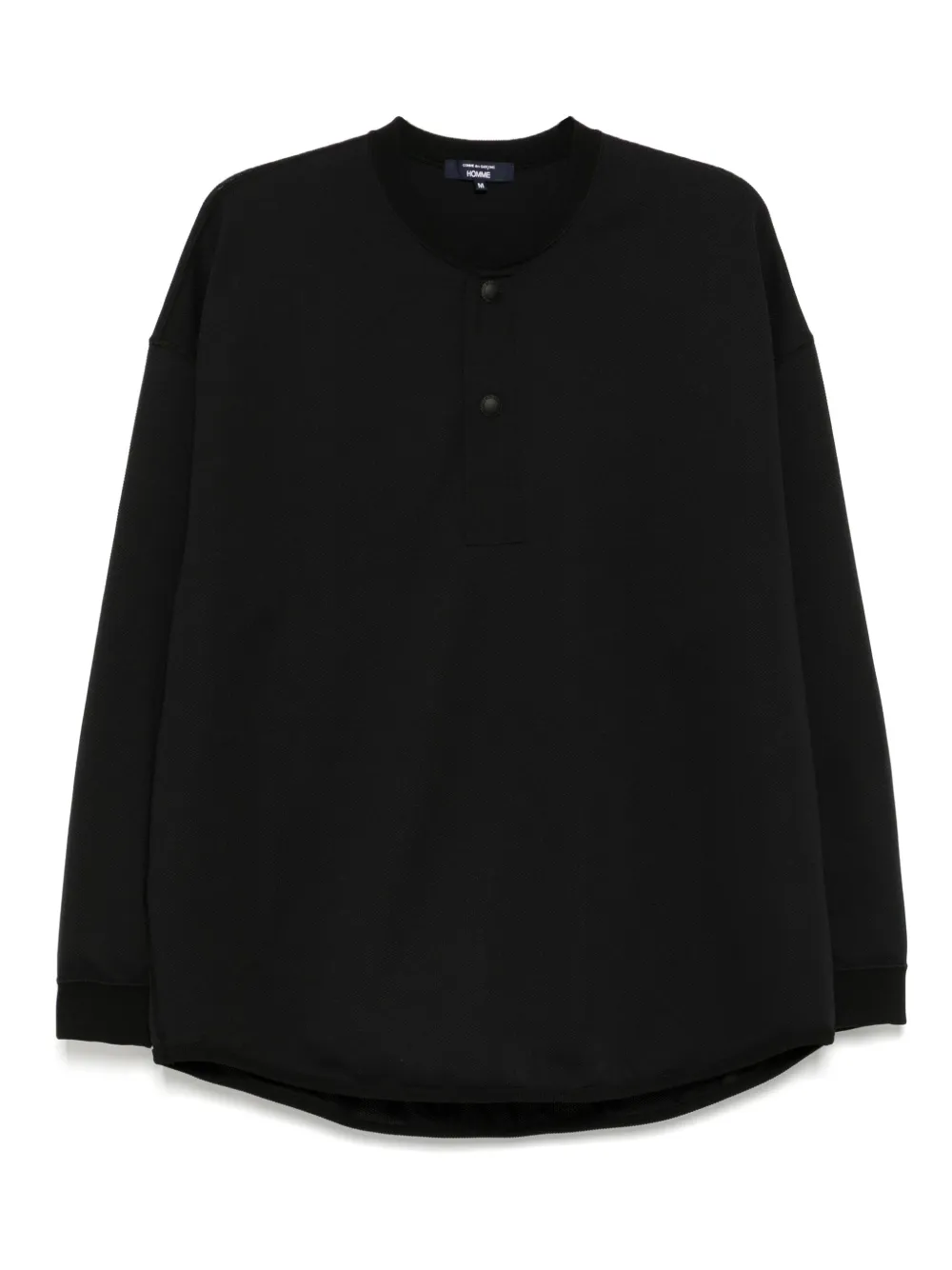 long-sleeved sweatshirt